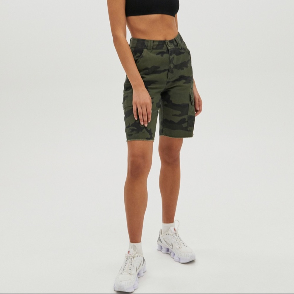 TNA Dayton shorts